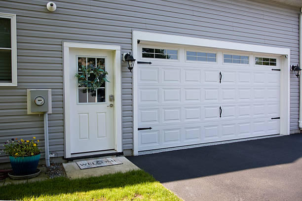 24/7 Emergency Garage Door Panel Replacement experts in Purcell, OK